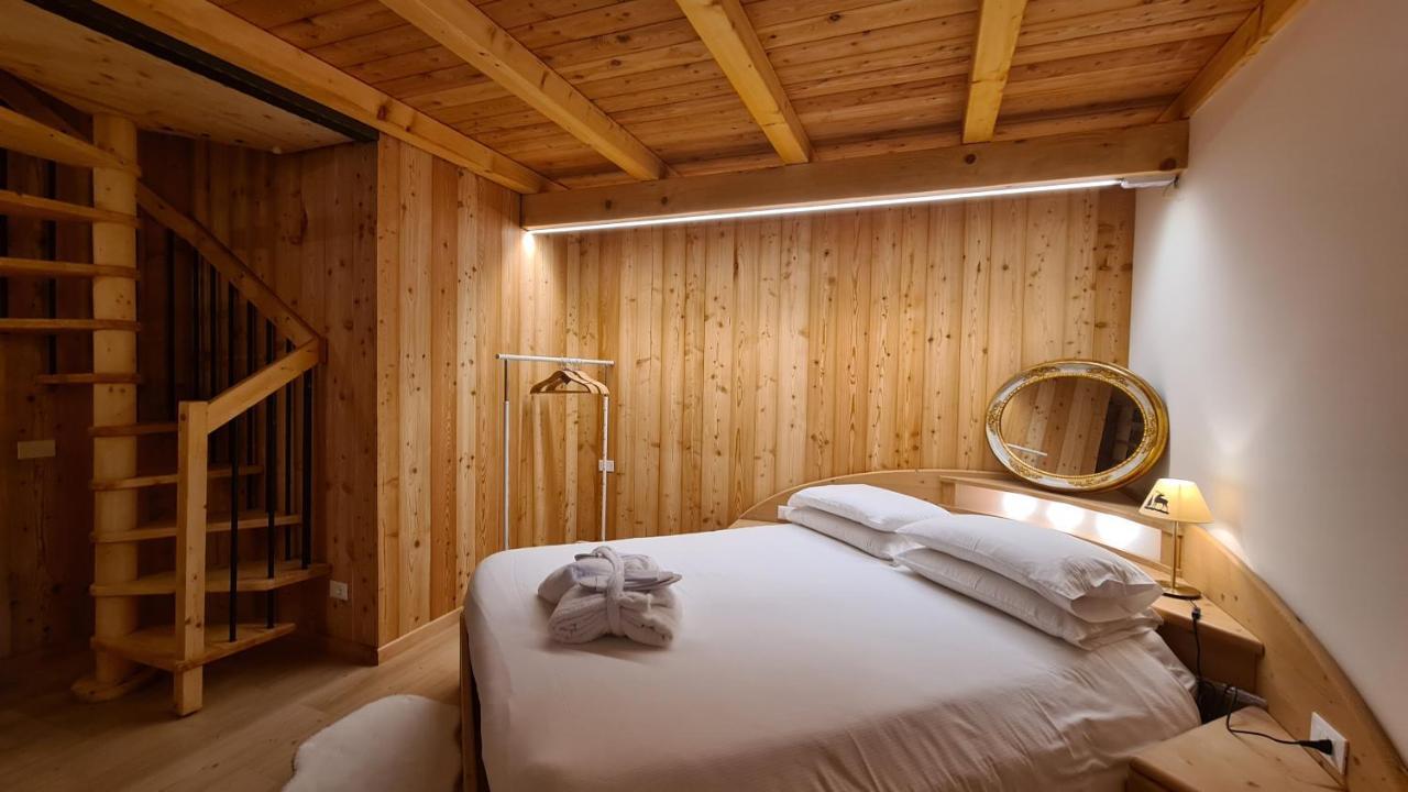 Baita Pra Petina Pale Di San Martino Siror Eksteriør bilde