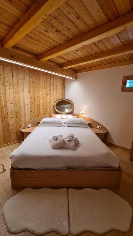 Baita Pra Petina Pale Di San Martino Siror Eksteriør bilde